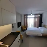 Apartment Entrez Snp - Pri Fakultnej Nemocnici