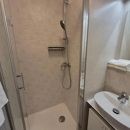 Entrez Snp - Pri Fakultnej Nemocnici Apartmán