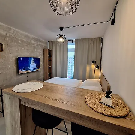 Apartmán Entrez Snp - Pri Fakultnej Nemocnici *