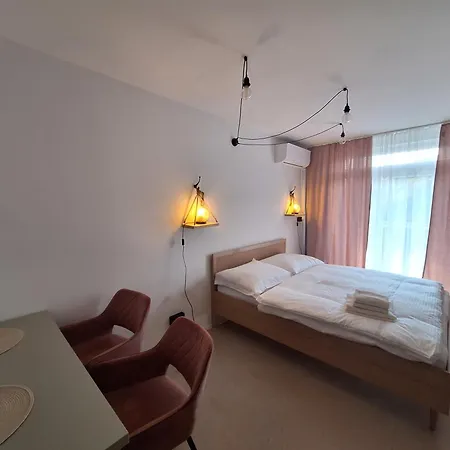 Apartmán Entrez Snp - Pri Fakultnej Nemocnici
