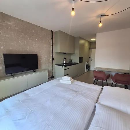 Entrez Snp - Pri Fakultnej Nemocnici Apartmán *