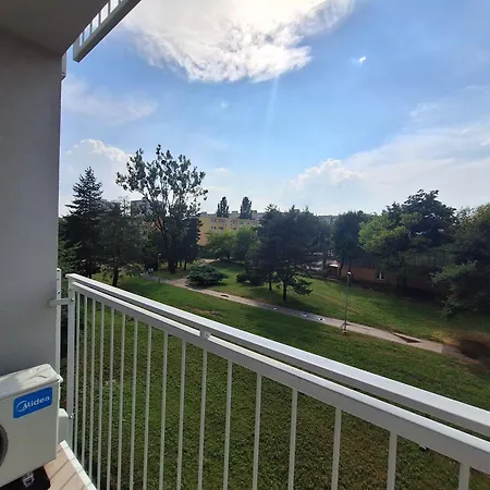 Apartmán Entrez Snp - Pri Fakultnej Nemocnici