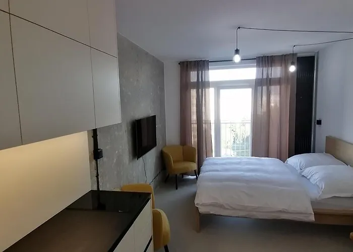 Apartment Entrez Snp - Pri Fakultnej Nemocnici